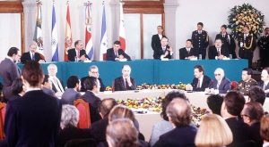 Conmemoración a los acuerdos de paz